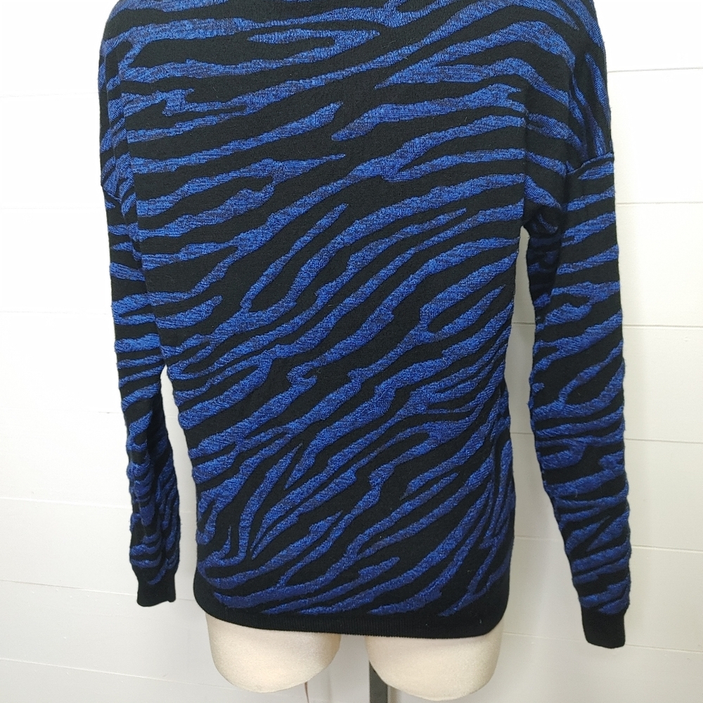Diane Von Furstenberg wool zebra sweater size XS - Picture 8 of 13